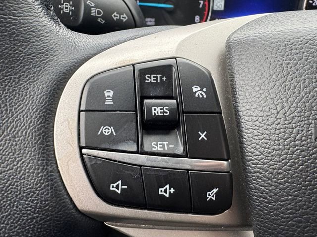 Used 2022 Ford Explorer XLT w/ Equipment Group 202A RWD image 7