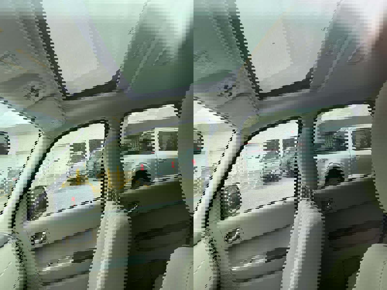 Used 2008 Mercury Mariner 2WD image 24