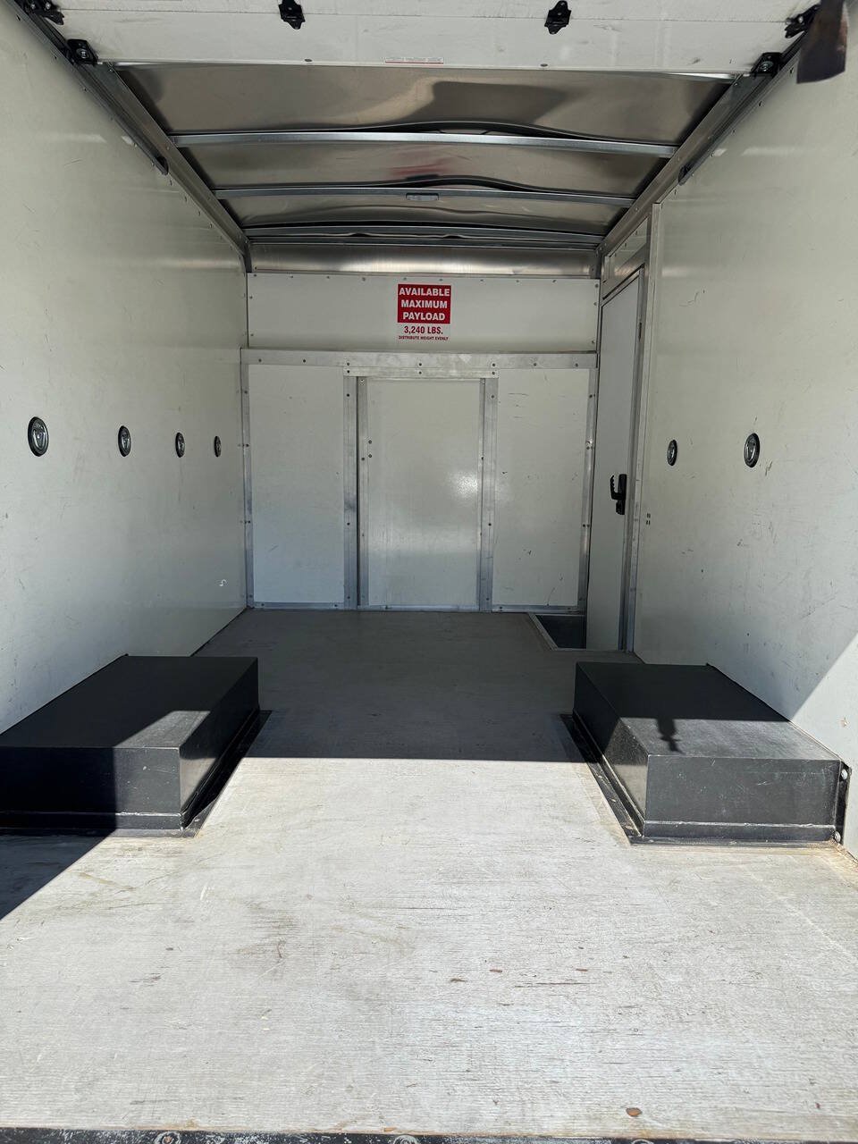 Used 2023 Ford Transit 350 DRW RWD image 11
