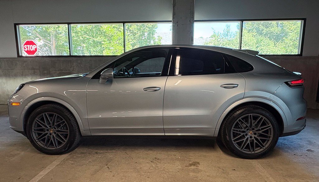Used 2026 Porsche Cayenne Coupe AWD/4WD image 2