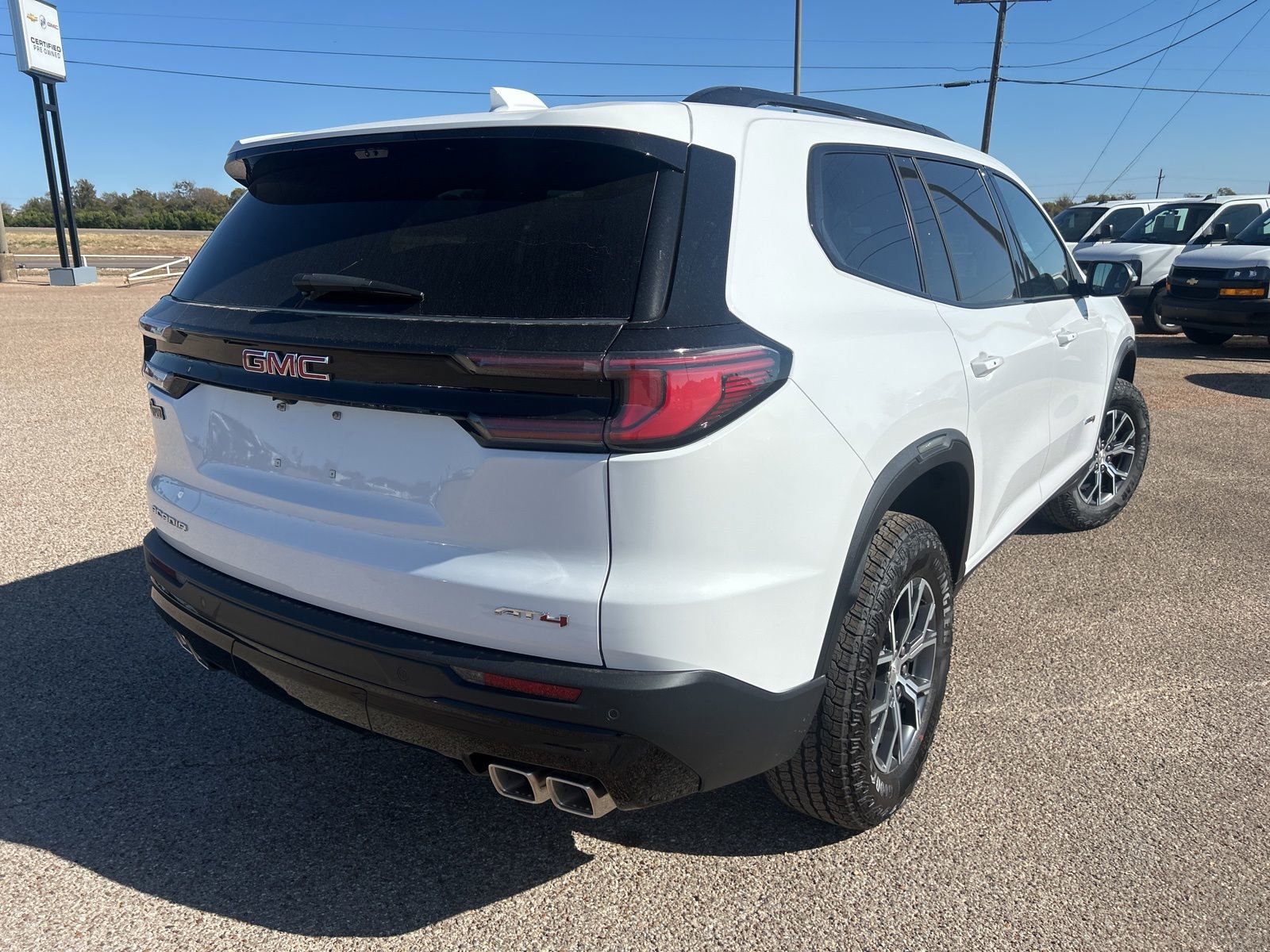 New 2026 GMC Acadia AT4 image 5