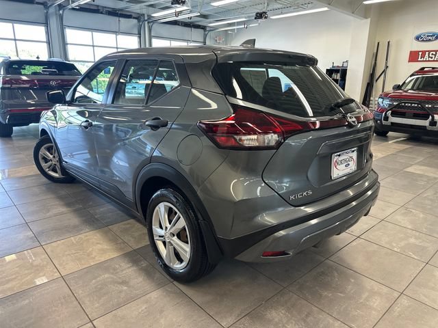 Used 2022 Nissan Kicks S FWD image 13