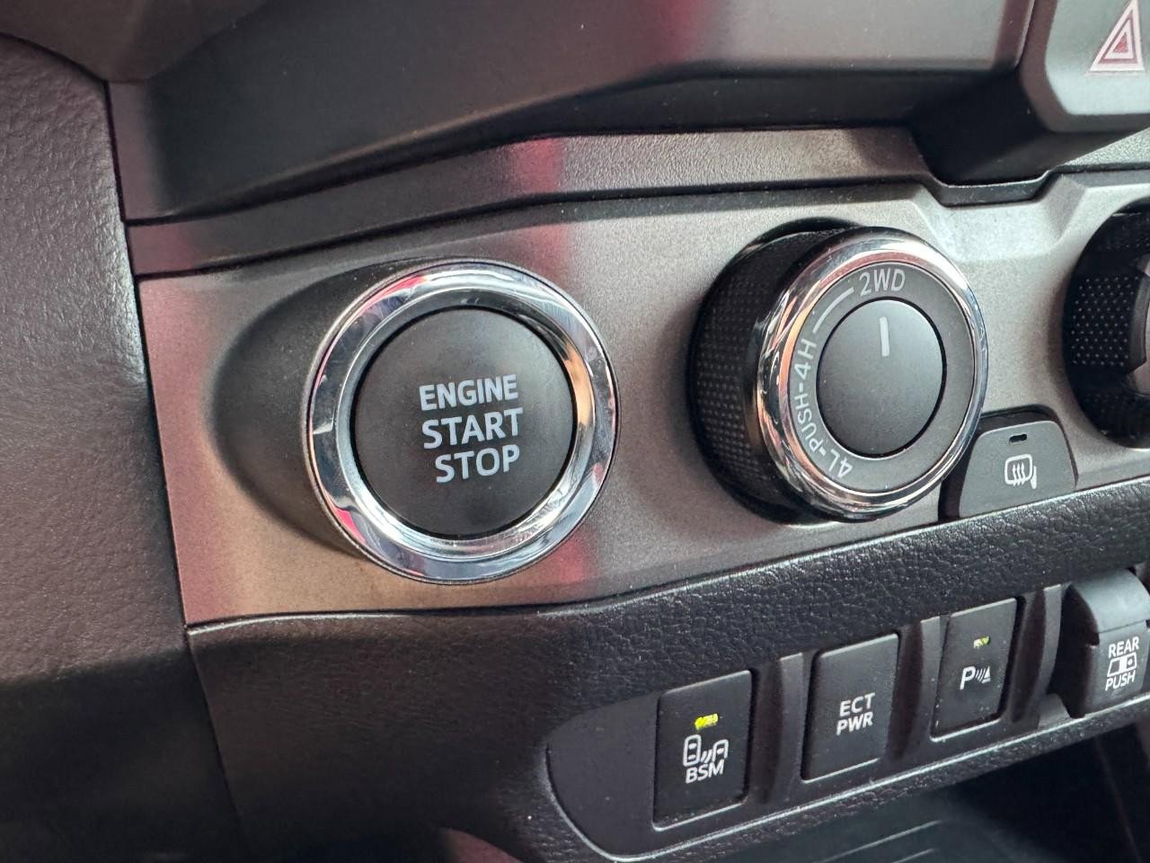 Used 2023 Toyota Tacoma TRD Sport image 24