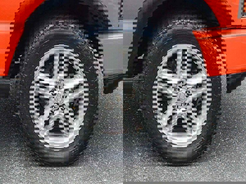 Used 2004 Land Rover Discovery S image 10