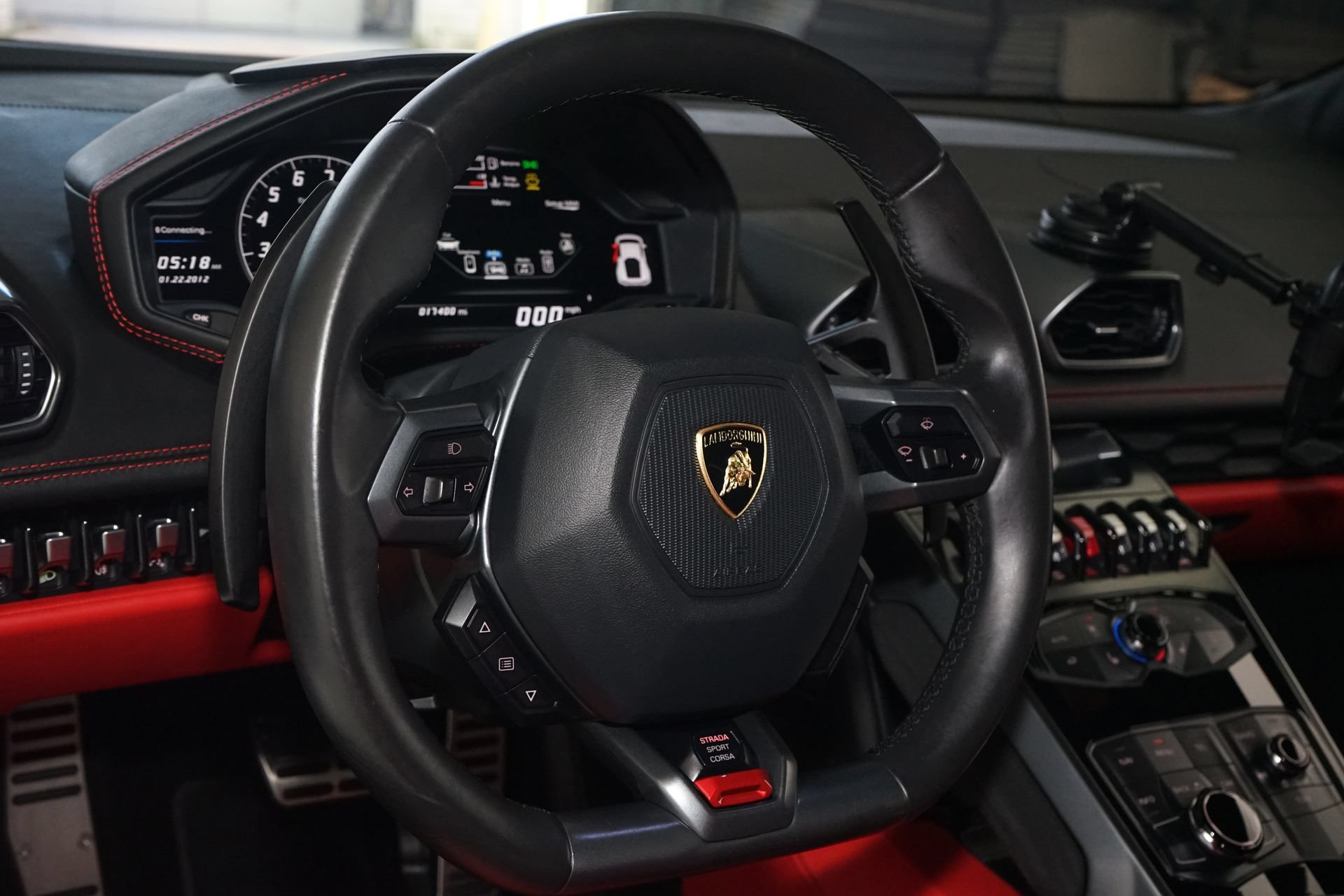 Used 2015 Lamborghini Huracan LP 610-4 AWD/4WD image 14