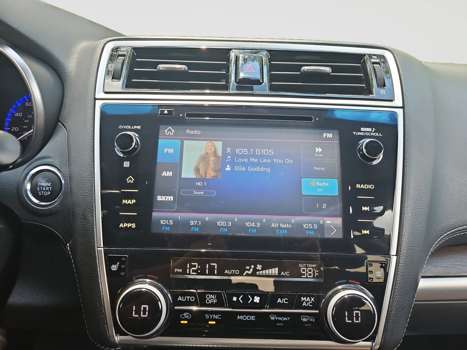 Used 2019 Subaru Outback 3.6R Touring AWD/4WD image 25