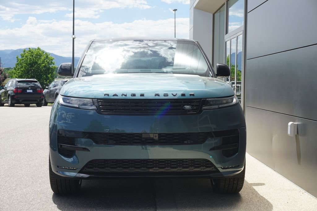 New 2025 Land Rover Range Rover Sport Dynamic SE image 5