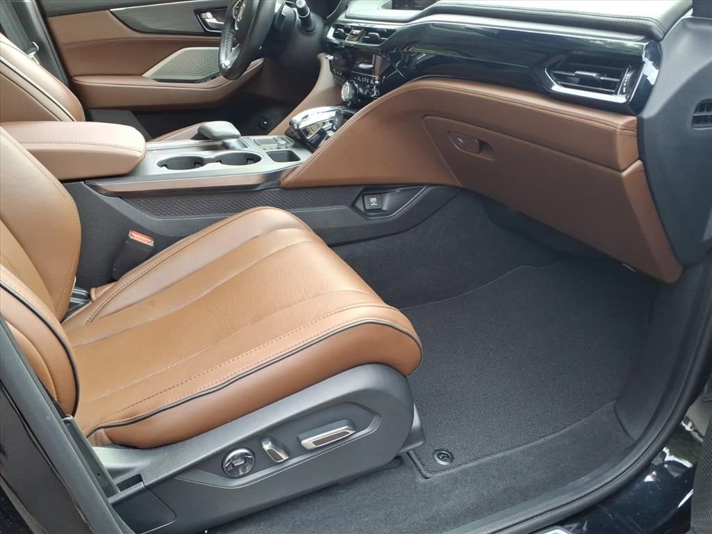 Used 2022 Acura MDX SH-AWD w/ Advance Package image 9