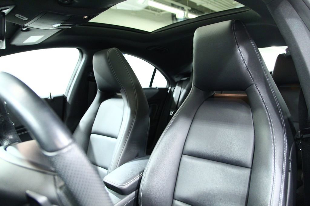 Certified 2019 Mercedes-Benz CLA 250 4MATIC image 18