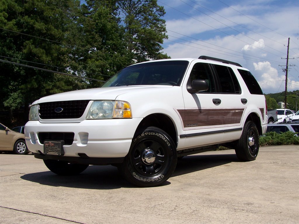 Used 2005 Ford Explorer XLS