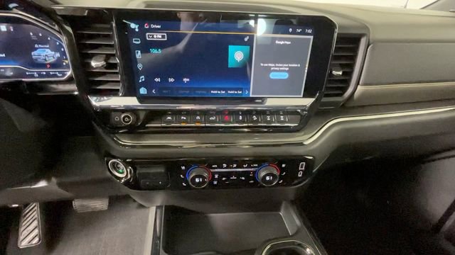 Used 2022 Chevrolet Silverado 1500 ZR2 w/ Technology Package AWD/4WD image 31