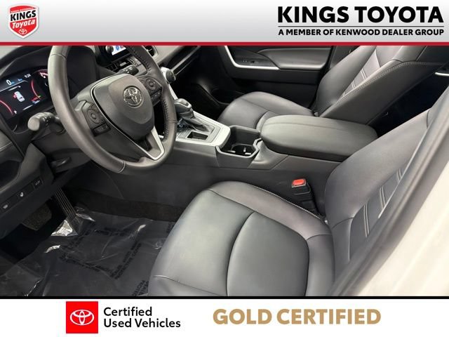 Used 2025 Toyota RAV4 XLE Premium w/ Weather Package FWD image 16