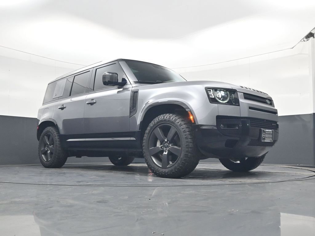 Used 2022 Land Rover Defender 110 X-Dynamic SE image 19