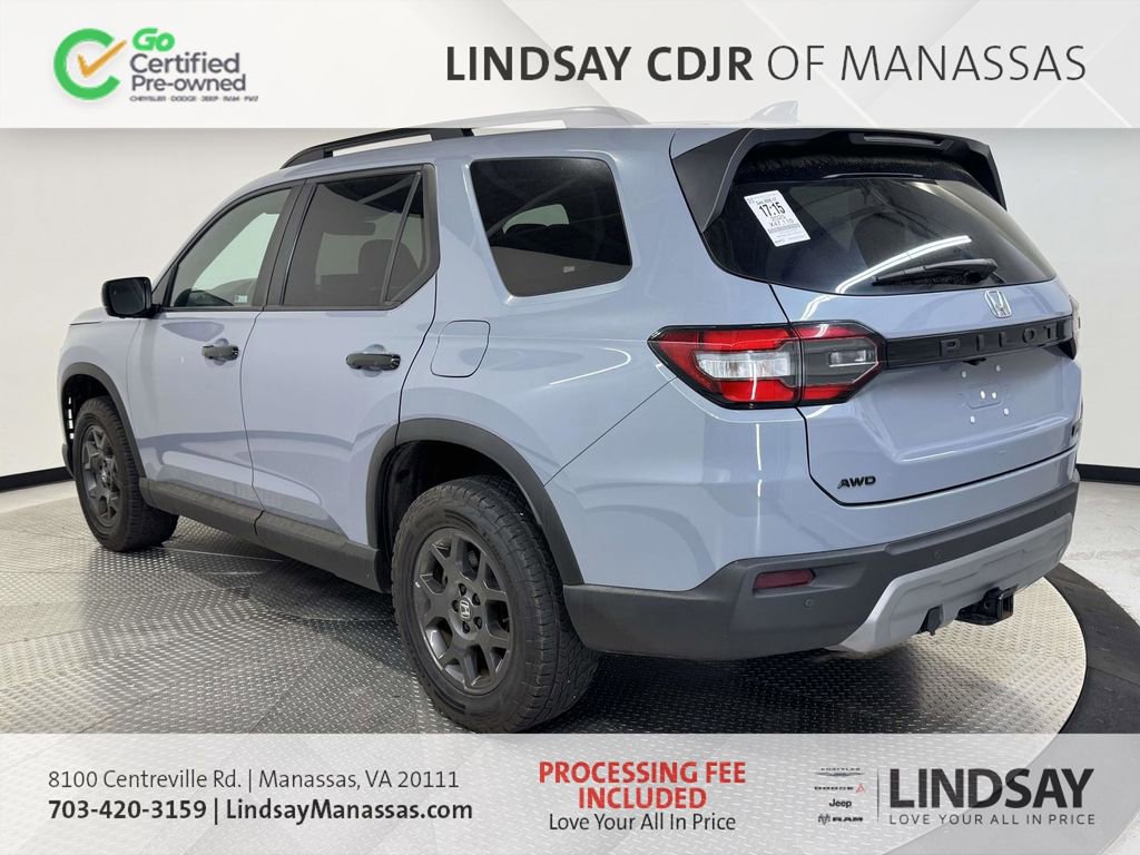 Used 2025 Honda Pilot TrailSport image 6