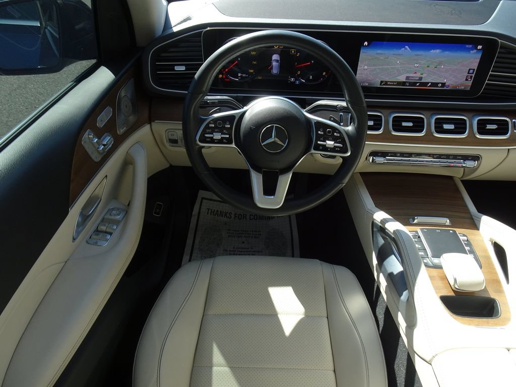 Used 2022 Mercedes-Benz GLE 350 4MATIC w/ Premium Package image 16