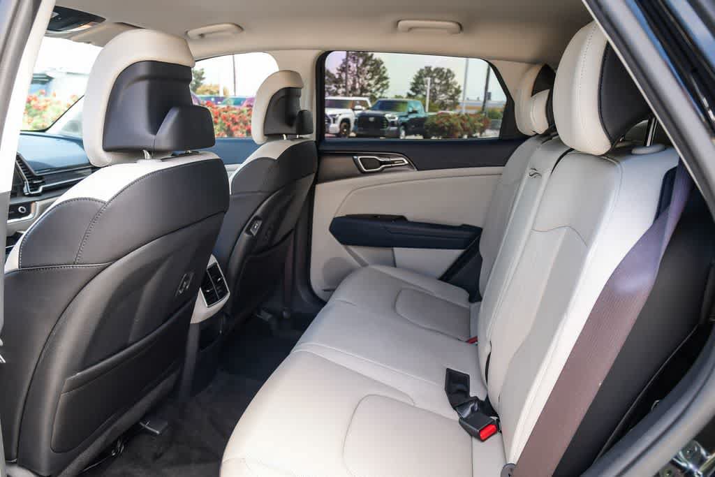 Used 2024 Kia Sportage EX AWD/4WD image 18