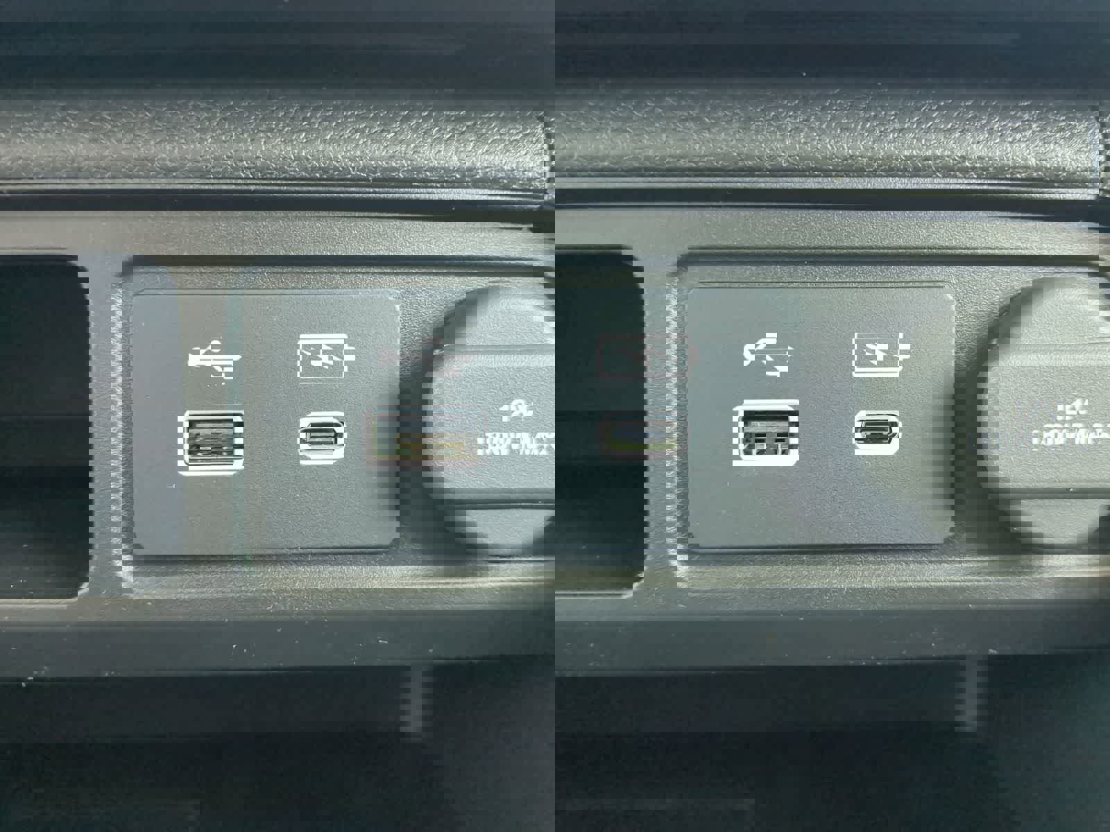 Used 2025 Honda Pilot EX-L image 21