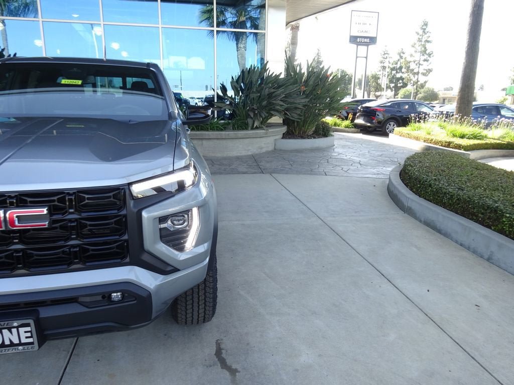 New 2026 GMC Canyon Elevation w/ Convenience Package RWD image 31