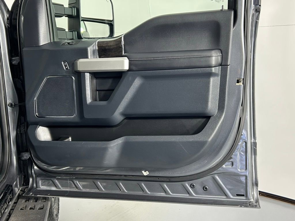 Used 2022 Ford F250 Lariat w/ Tremor Off-Road Package image 10