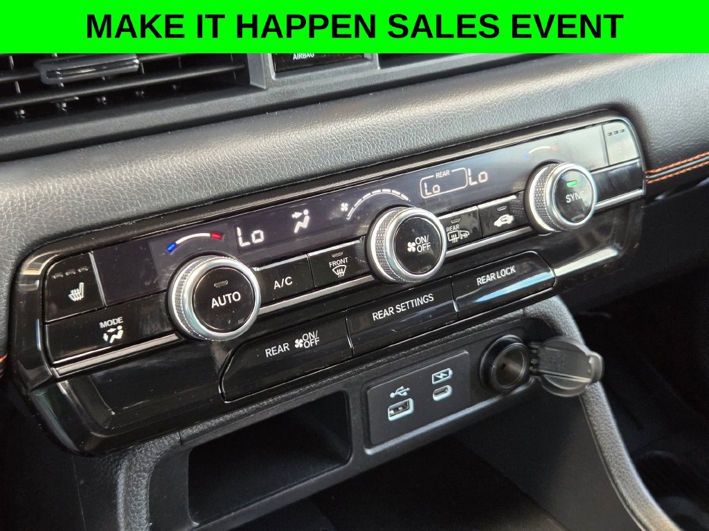 Used 2025 Honda Pilot TrailSport image 18