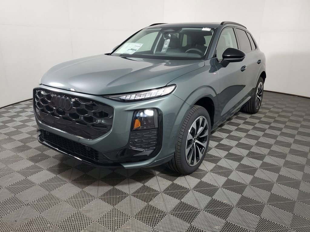 New 2026 Audi Q3 quattro 2.0T AWD/4WD image 3