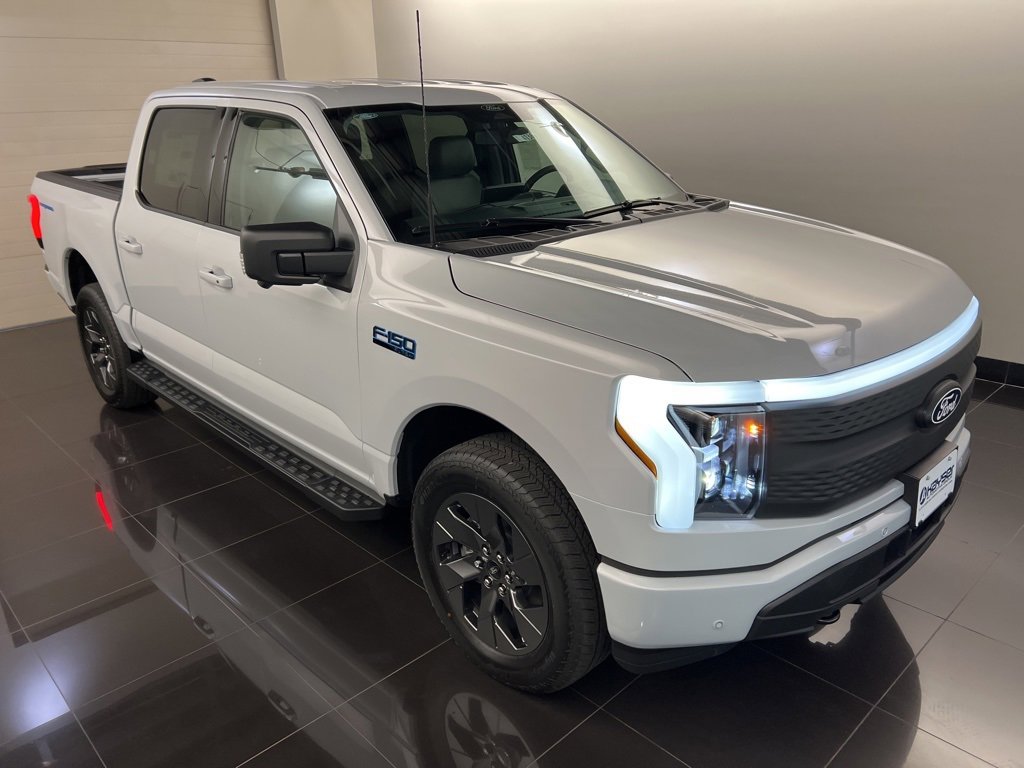 New 2025 Ford F150 Lightning Flash