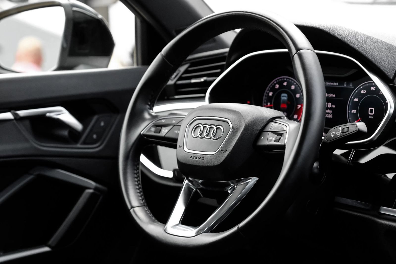 Used 2020 Audi Q3 2.0T Premium Plus w/ Premium Plus Package AWD/4WD image 16