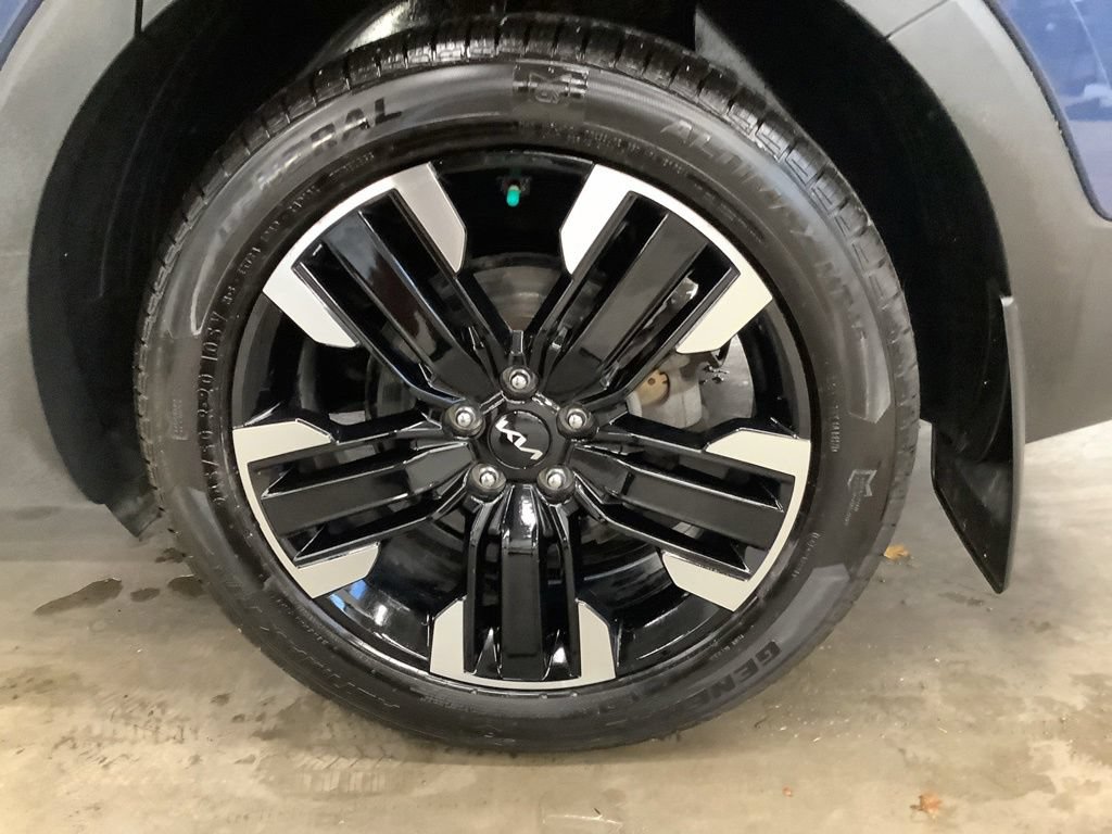 Certified 2024 Kia Telluride SX Prestige AWD/4WD image 32