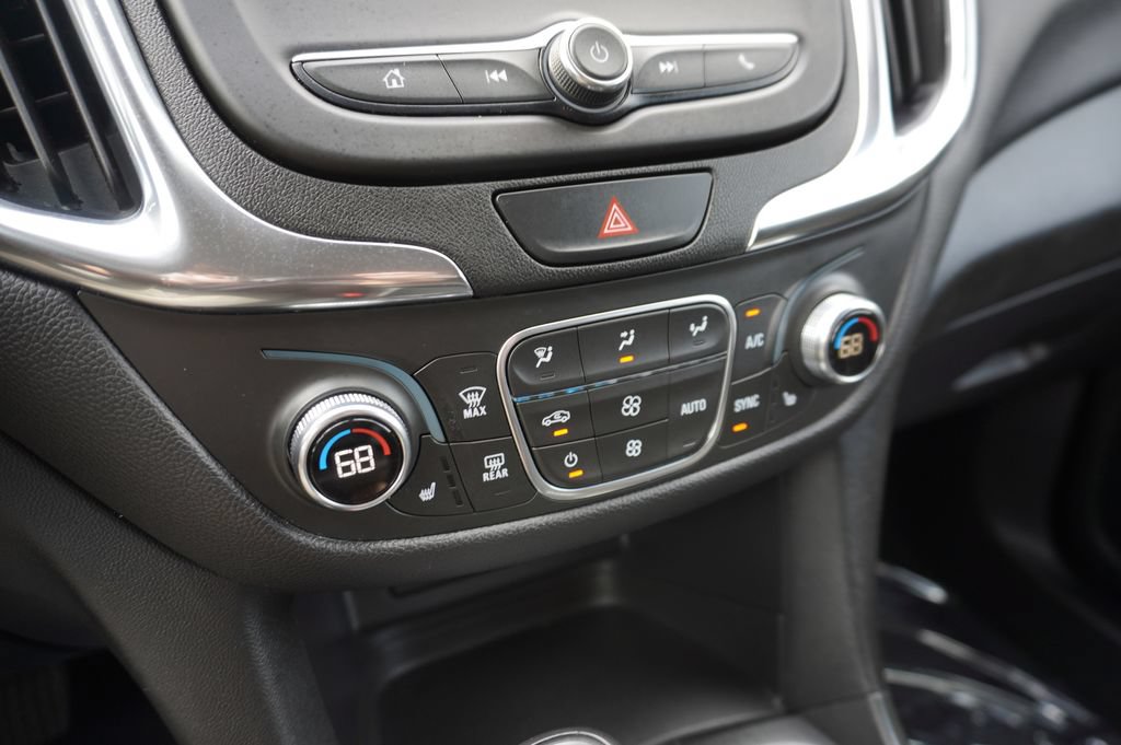 Used 2019 Chevrolet Equinox LT AWD/4WD image 17