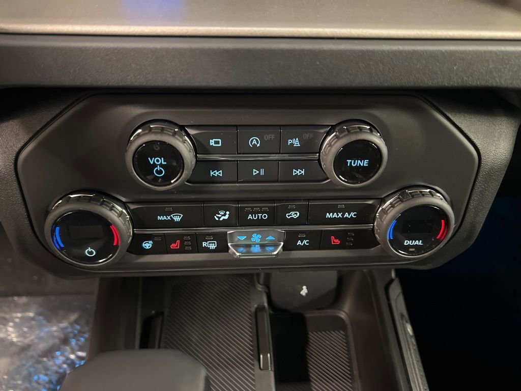 New 2026 Ford Bronco Outer Banks image 13