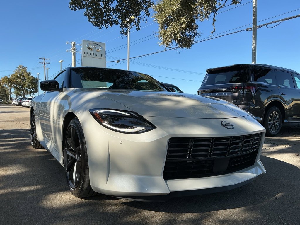 Used 2025 Nissan Z Performance w/ Floor Mat Package image 9