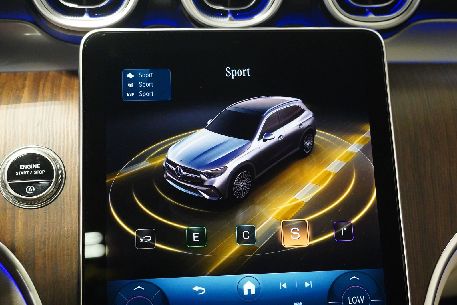Certified 2026 Mercedes-Benz GLC 300 4MATIC image 21