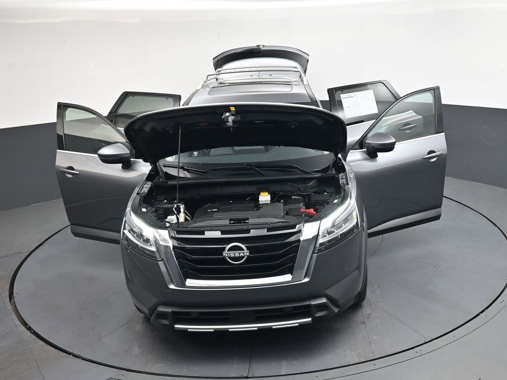 Used 2024 Nissan Pathfinder SL w/ SL Premium Package image 50