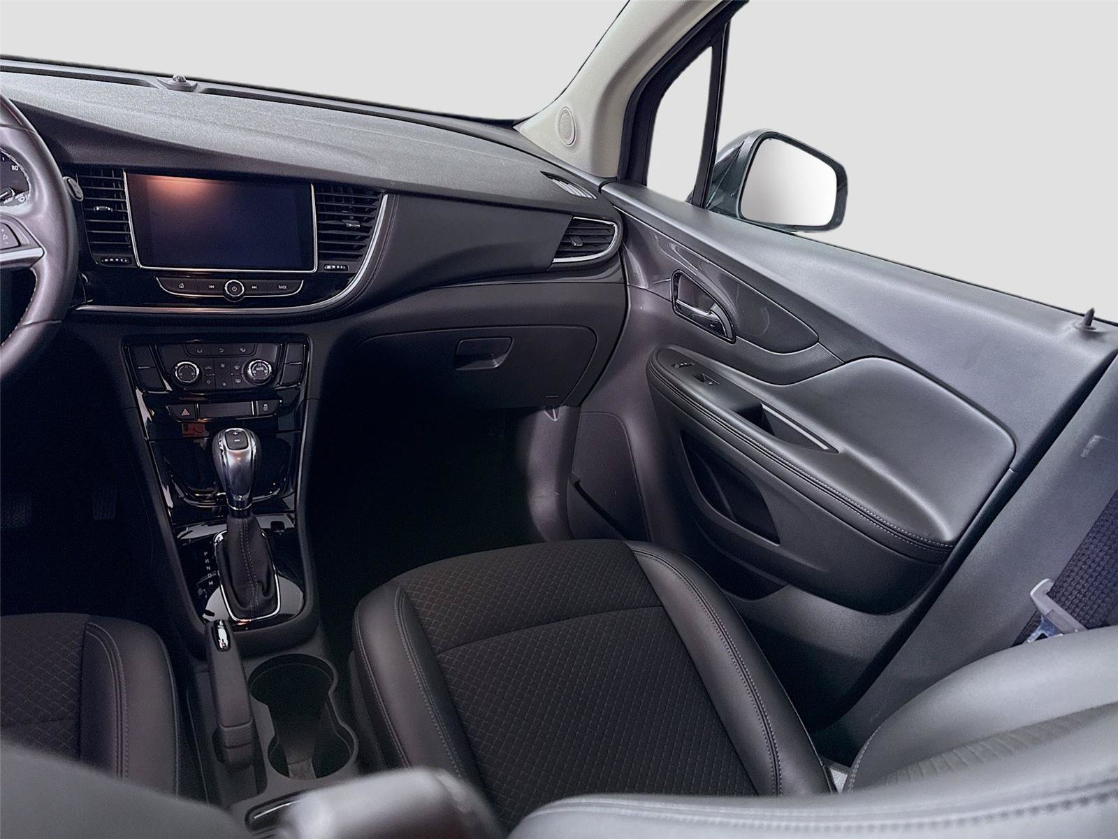 Used 2018 Buick Encore Preferred AWD/4WD image 14