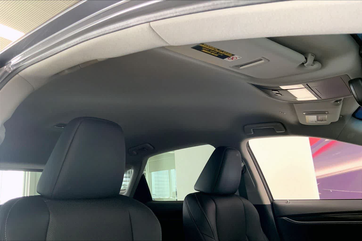 Used 2017 Lexus RX 350 AWD w/ Cold Weather Package image 27