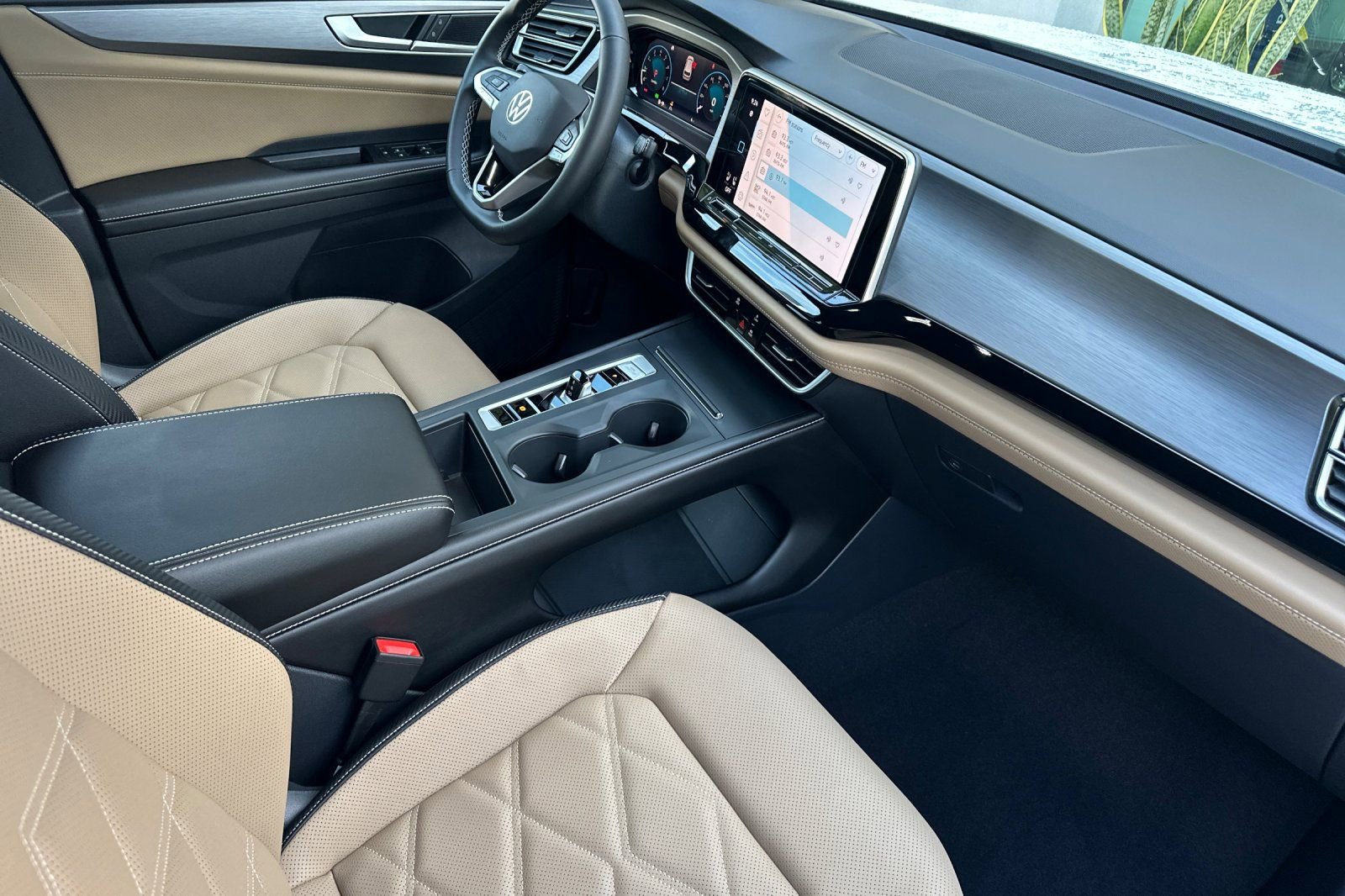 New 2026 Volkswagen Atlas Cross Sport SE AWD/4WD image 14