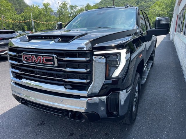 New 2025 GMC Sierra 2500 SLT w/ SLT Premium Package image 24