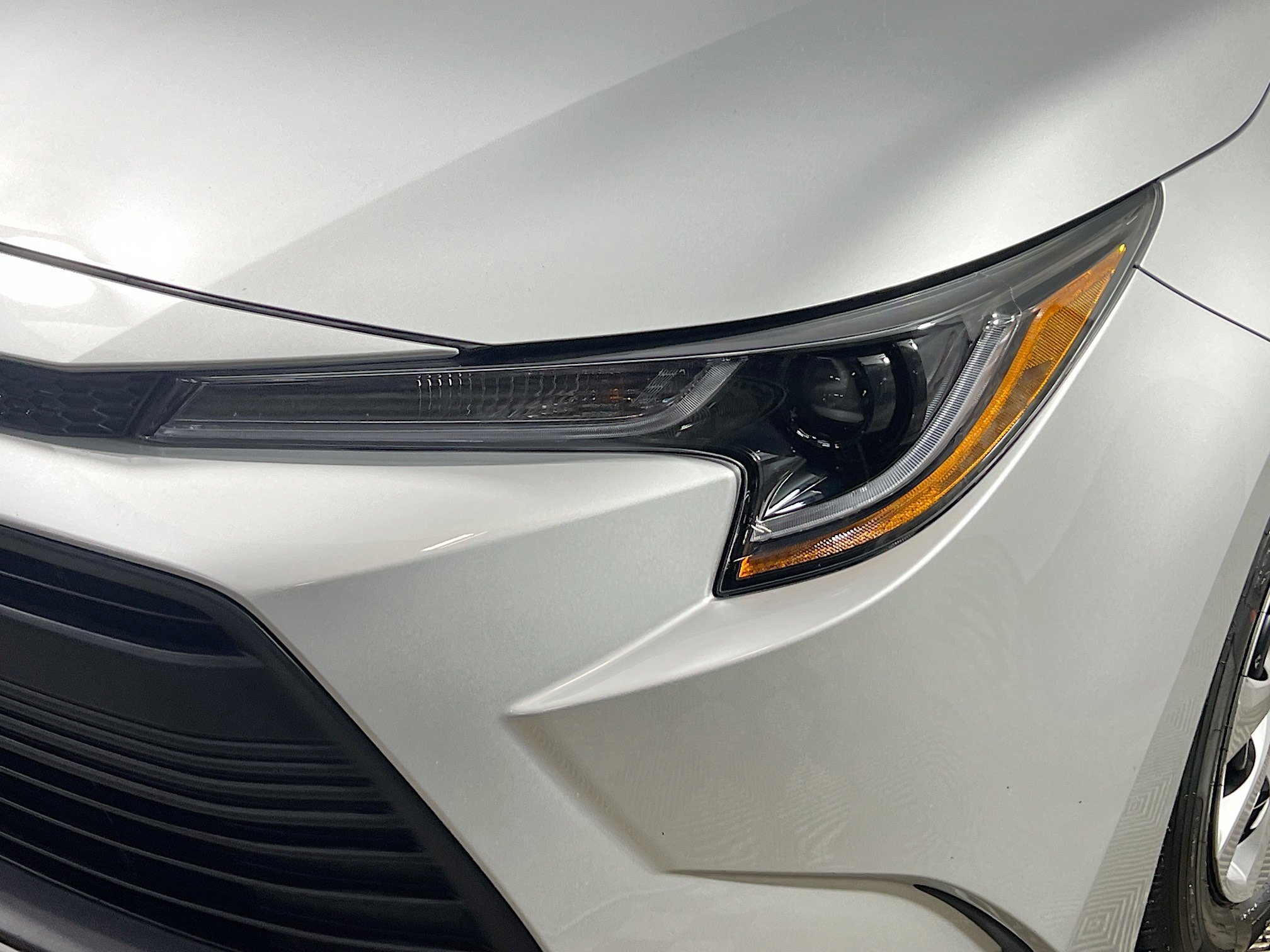 Used 2025 Toyota Corolla LE image 12