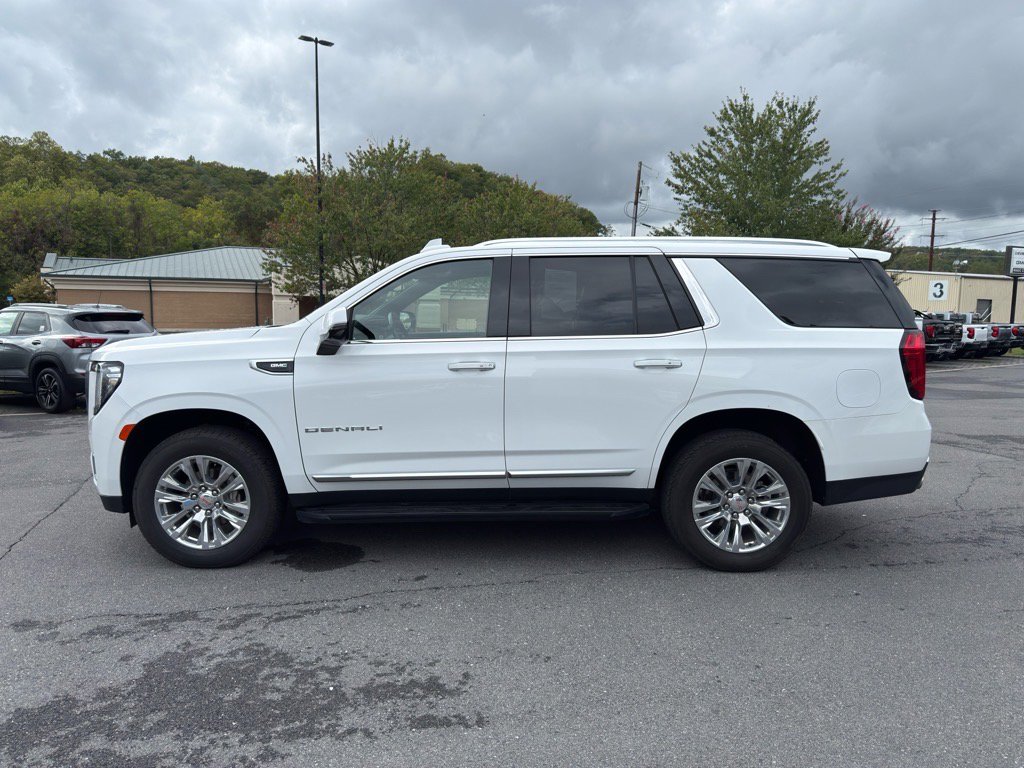 Used 2024 GMC Yukon Denali image 2