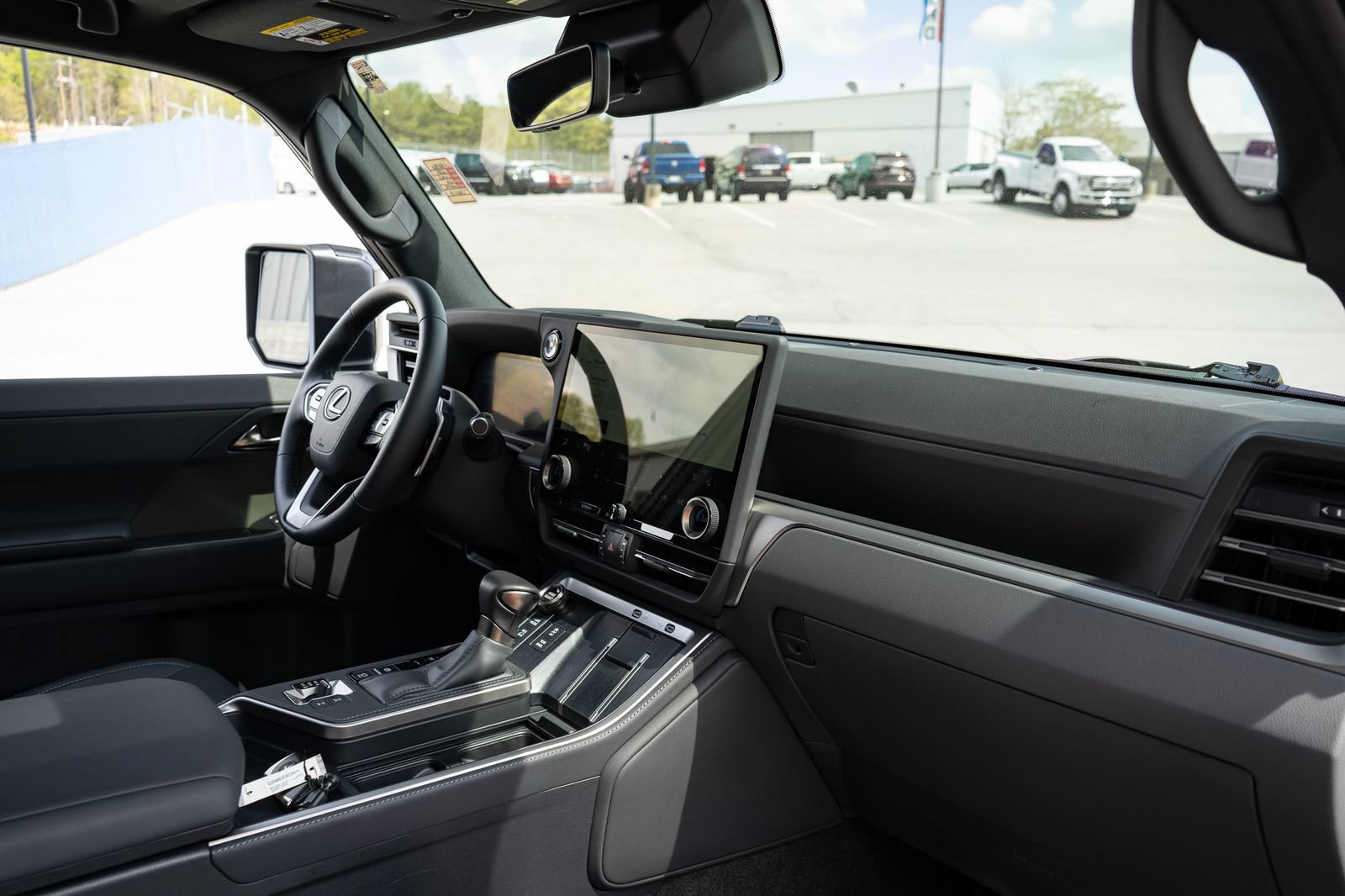 Used 2025 Lexus GX 550 AWD/4WD image 34