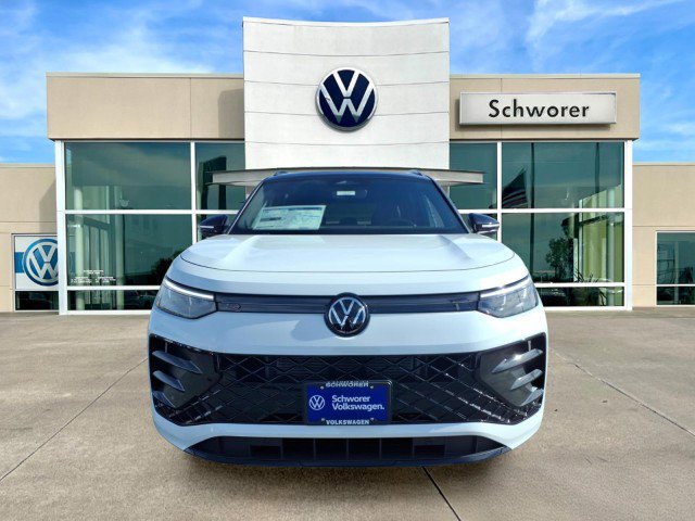 New 2026 Volkswagen Tiguan SE R-Line image 7