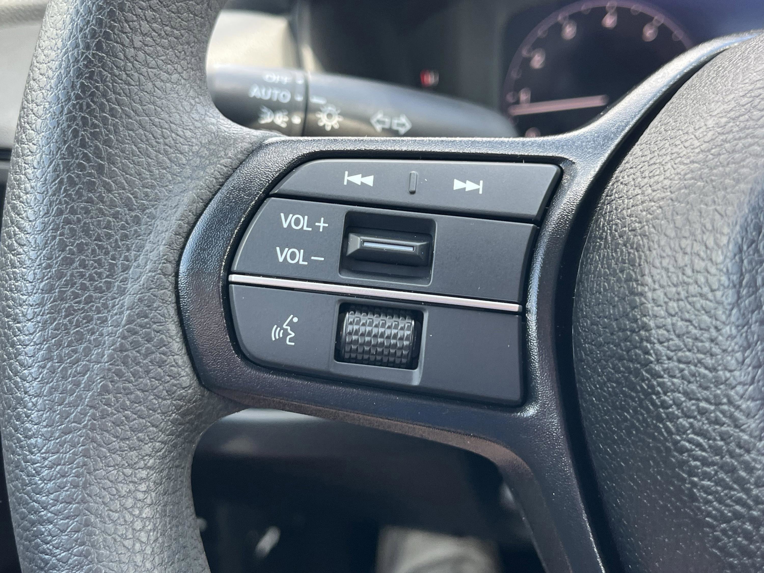 Used 2025 Honda Accord SE image 14