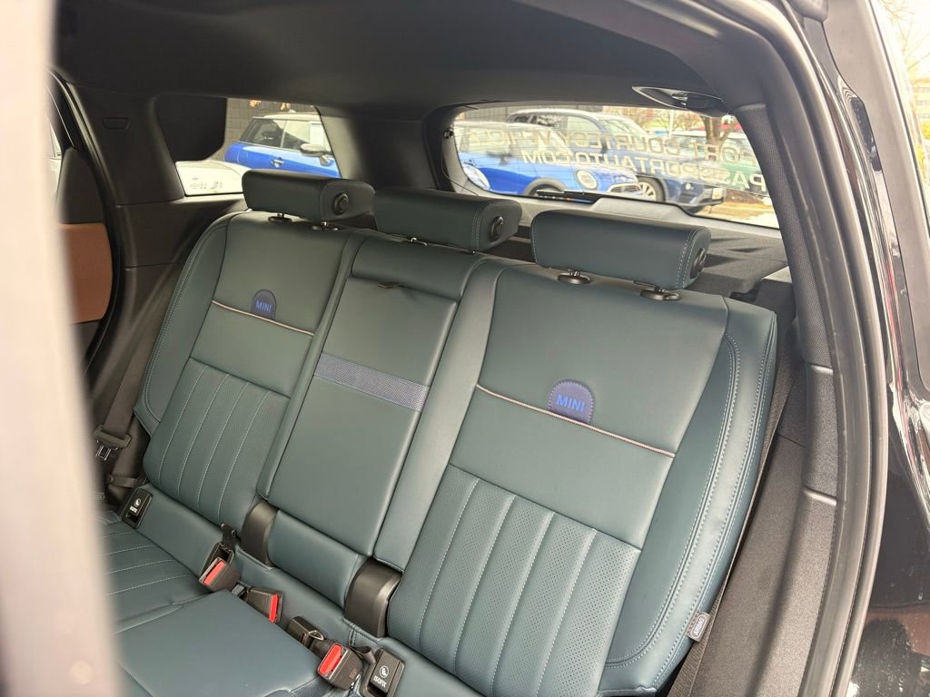 Used 2025 MINI Cooper Countryman S w/ Comfort Package Max image 20