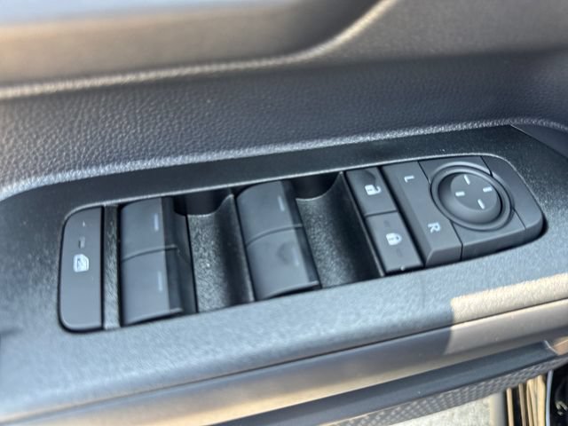 New 2026 Toyota 4Runner SR5 AWD/4WD image 18