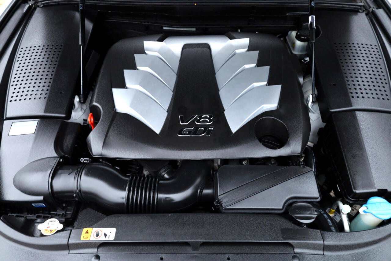 Used 2016 Hyundai Equus Signature image 23