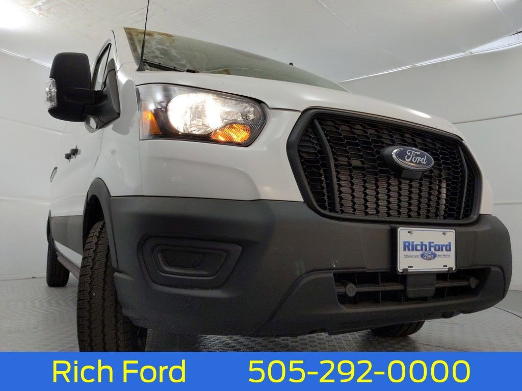 New 2025 Ford Transit 150 Low Roof image 28