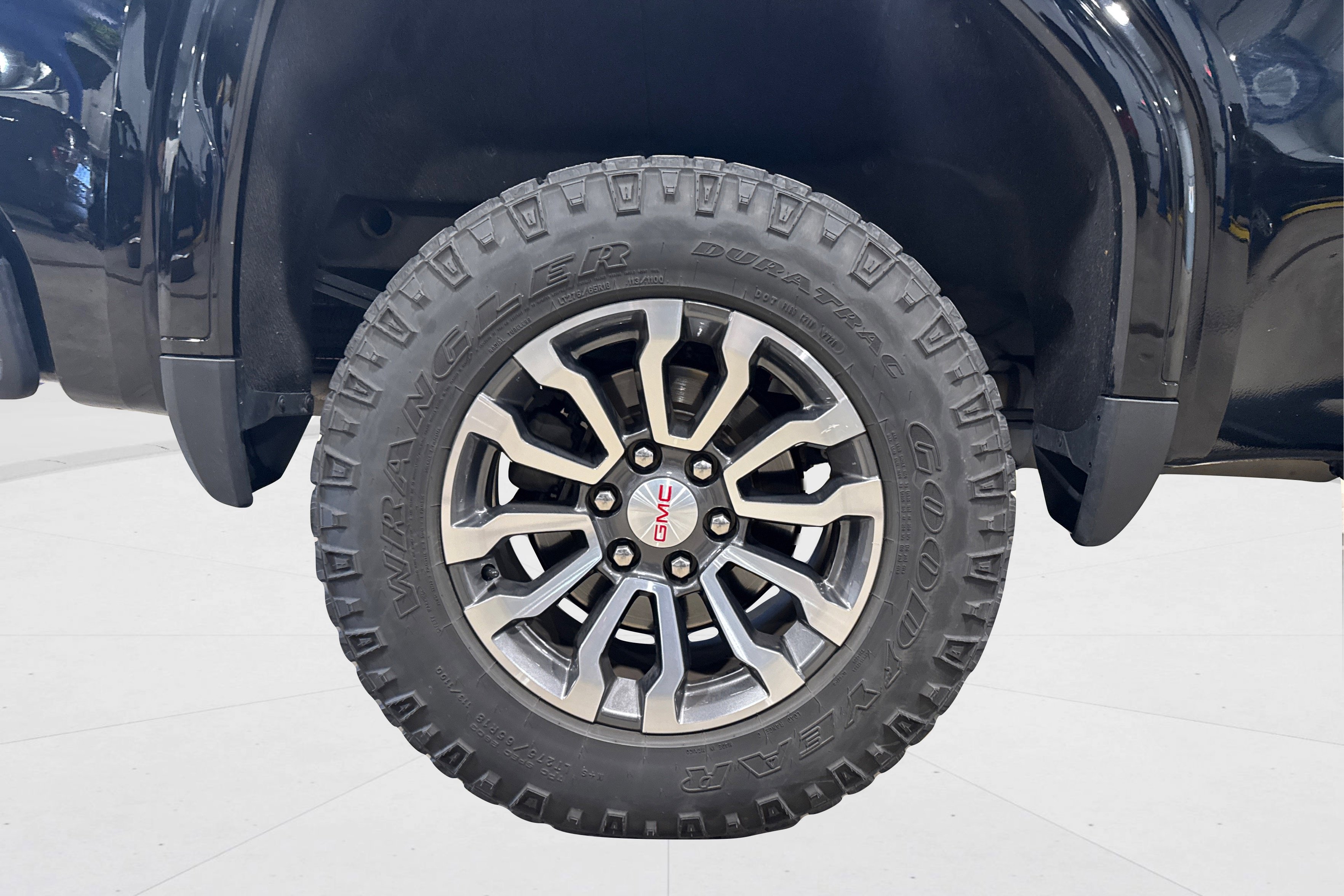 Used 2020 GMC Sierra 1500 AT4 w/ AT4 Premium Package AWD/4WD image 55