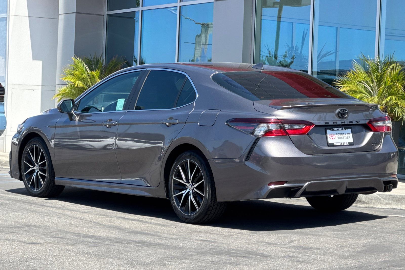 Certified 2022 Toyota Camry SE image 8