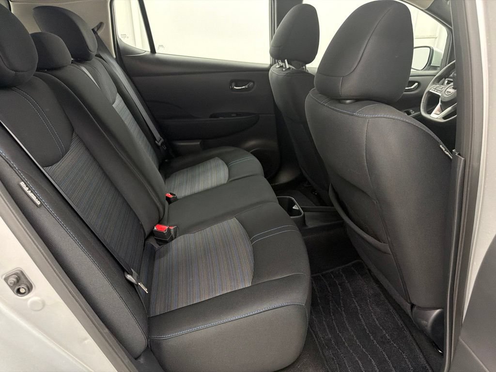 Used 2023 Nissan Leaf SV Plus FWD image 29