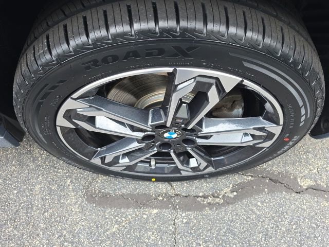 Used 2023 BMW X1 xDrive28i w/ M Sport Package AWD/4WD image 23